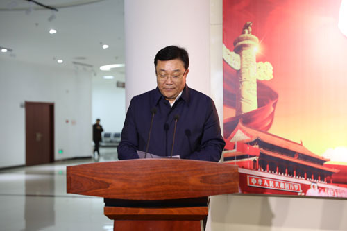 1、市委常委、政法委书记王行华作讲话.jpg 1、市委常委、政法委书记王行华作讲话.jpg