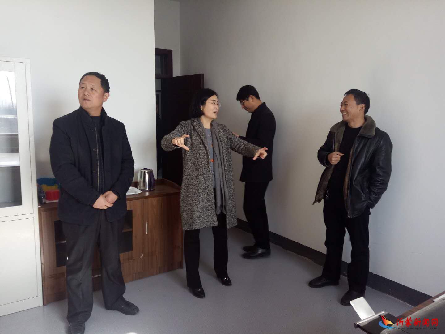 兰山区组织部老干局到方城镇督导老干党支部 创建“一支部一品牌”活动