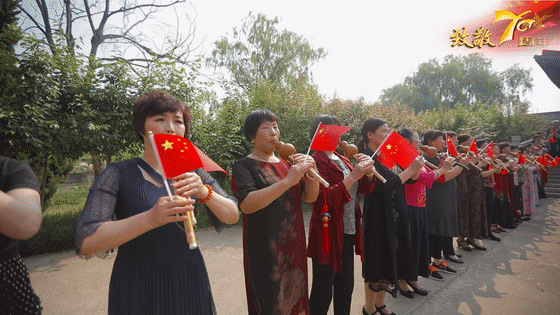 临沂国际影视城祝福祖国母亲七十华诞