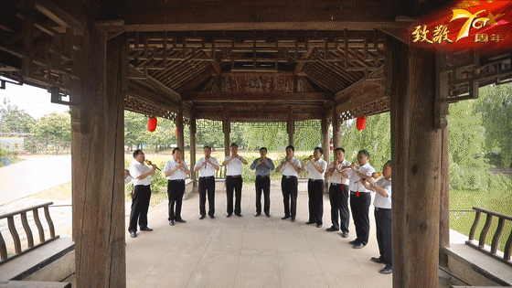 临沂国际影视城祝福祖国母亲七十华诞
