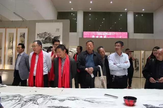 盛世典藏-麒雯斋中国画作品展盛大开幕！
