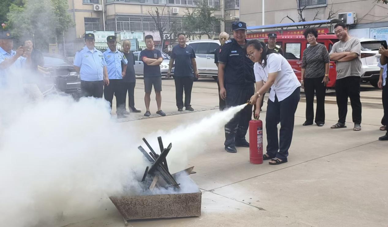 后十社区开展九月份消防安全培训