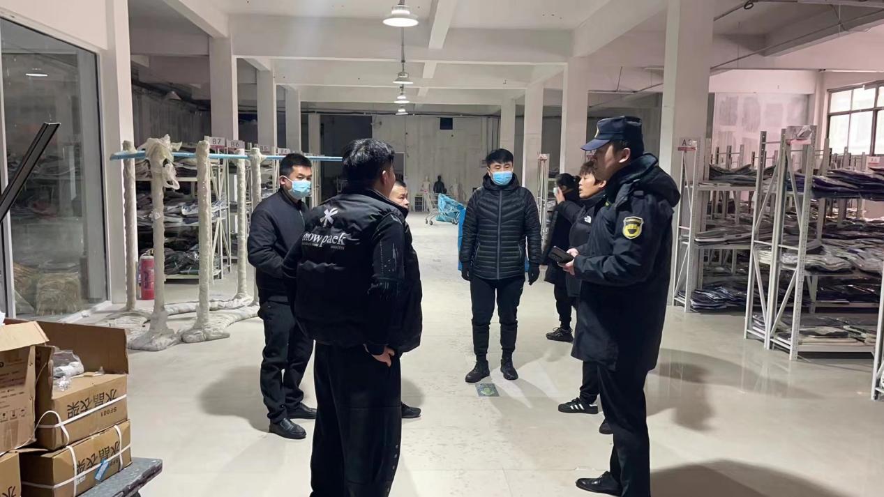 张王庄社区开展消防安全大排查,筑牢社区安全“防护网”