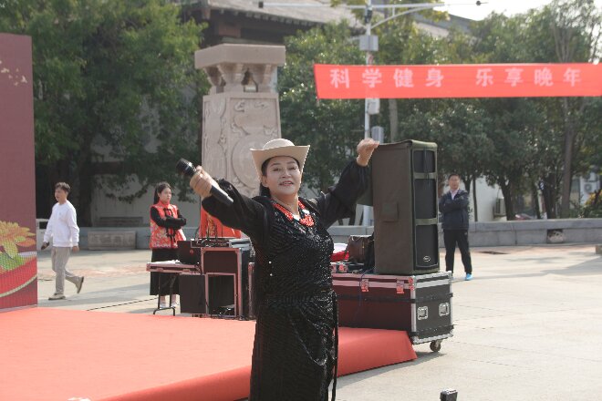 2025临沂市爱国拥军促进会拥军志愿服务团重阳节慰问演出 暨界湖服务站揭牌活动成功举行 第 13 张 2025临沂市爱国拥军促进会拥军志愿服务团重阳节慰问演出 暨界湖服务站揭牌活动成功举行 第 13 张