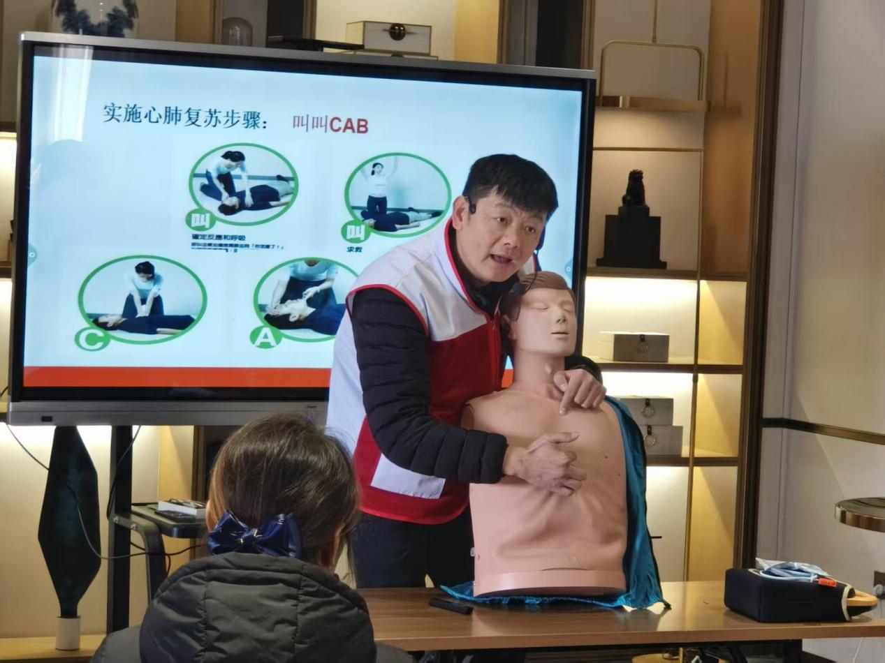 安全护航进社区 兰山街道后十社区 联动多方开展应急消防双培训